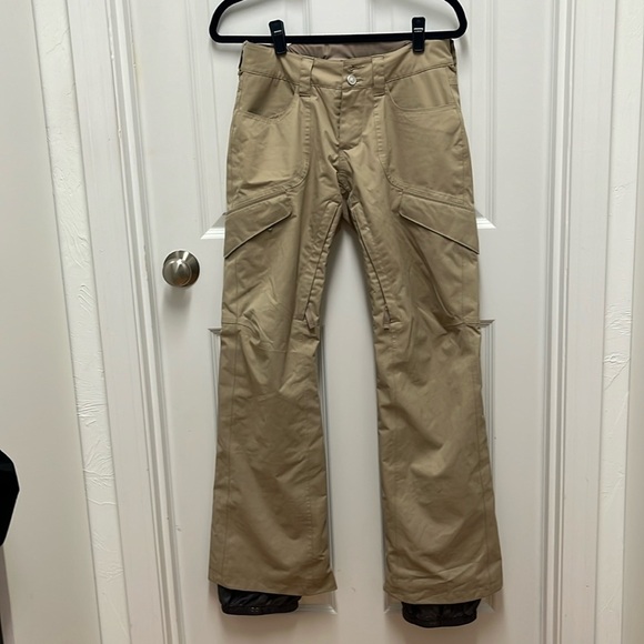 Women's Burton Tan GORE-TEX Gloria‎ Pant - Short - Picture 1 of 9